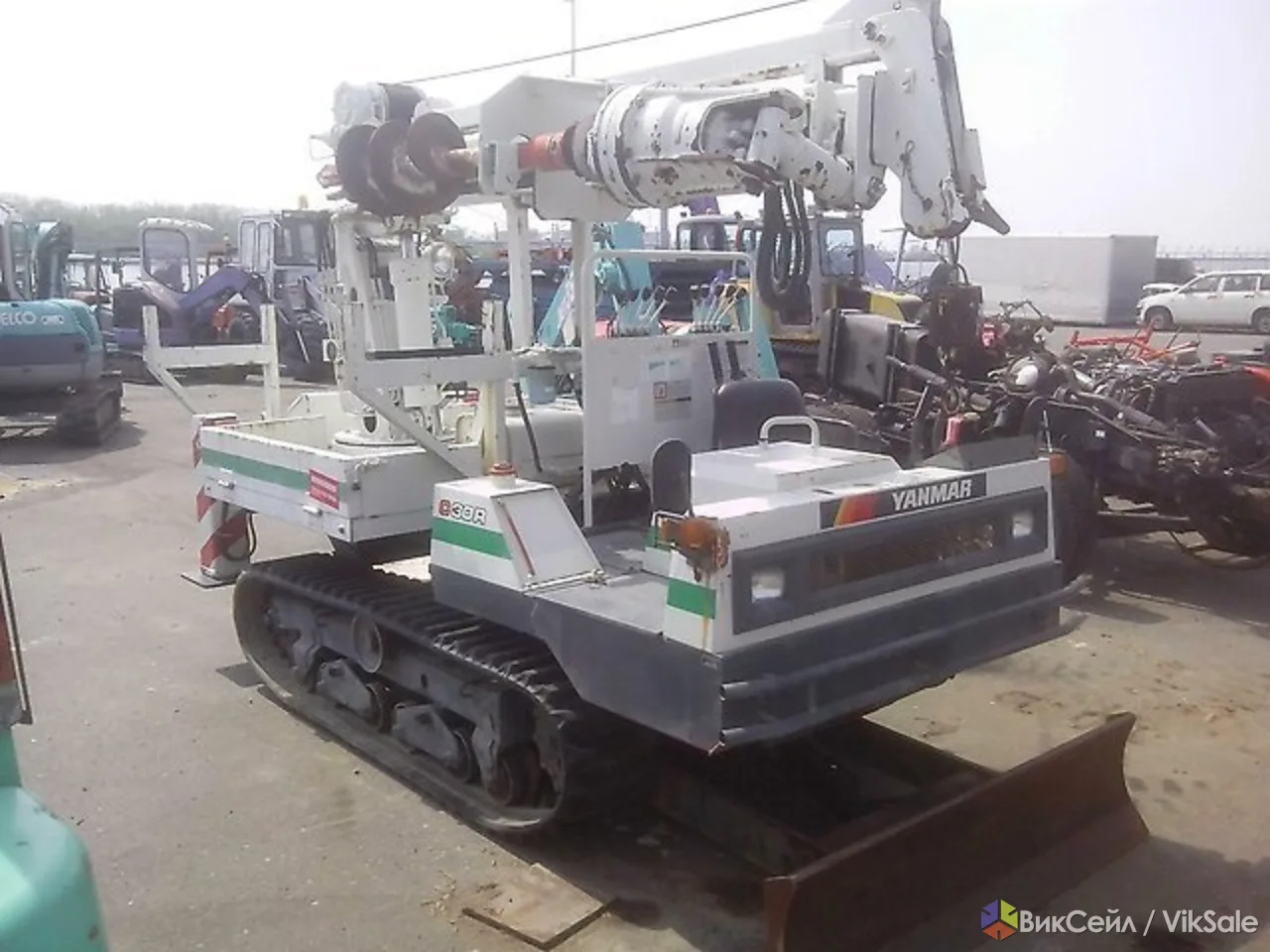 Самоходная буровая Aichi D150 на шасси Yanmar - Aichi D150E, 2005