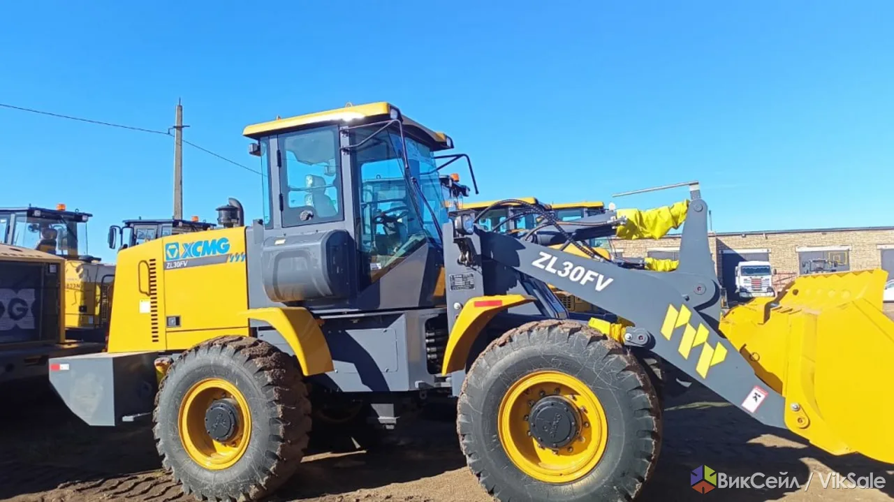 Фронтальный погрузчик XCMG ZL30FV грузоподъёмность г/п 3000 кг 3 тонны ковш 1.8 м3 куба двигатель