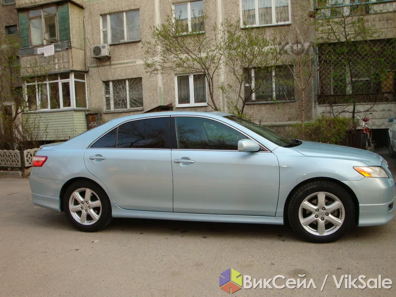 Toyota Camry 2007 года, люк, ксенон, титановые диски