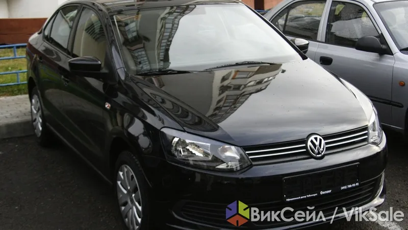 Volkswagen Bora 2004, 1.6 MT, черный металлик