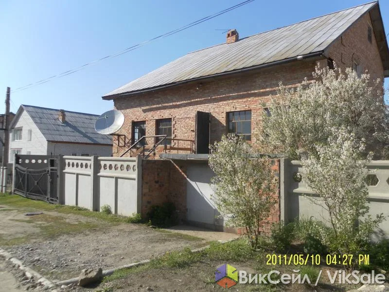 Просторный особняк в поселке Металлург