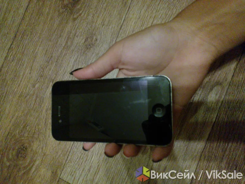 iPhone 4 16 GB (iOS 6) чёрный, оригинал, б/у
