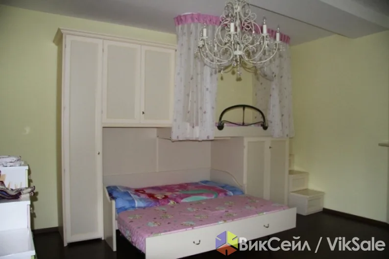 Детский спальный гарнитур из Италии, цвет слоновой кости