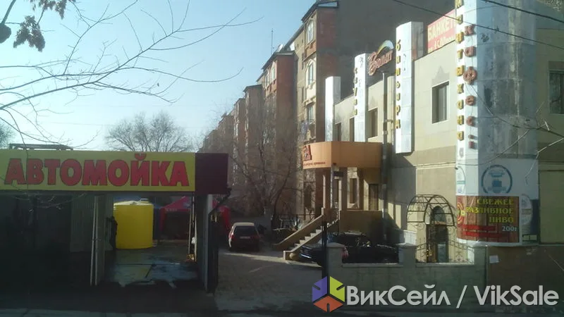 Трёхуровневый ресторан-кафе с банями, сауной и автомойкой