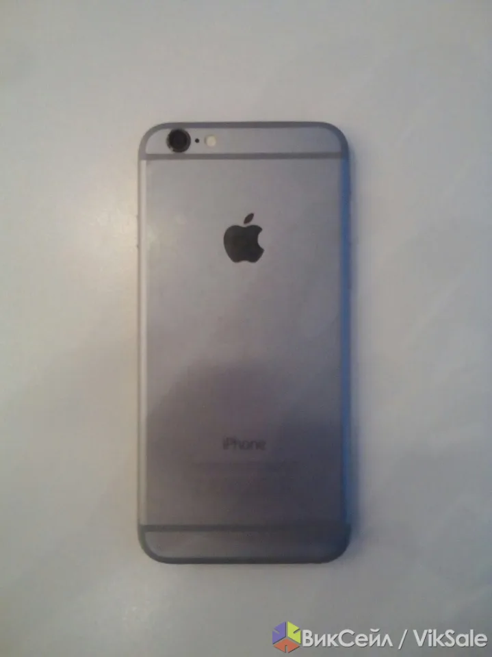 iPhone 6, 16 ГБ, рабочий, с чехлом и зарядкой