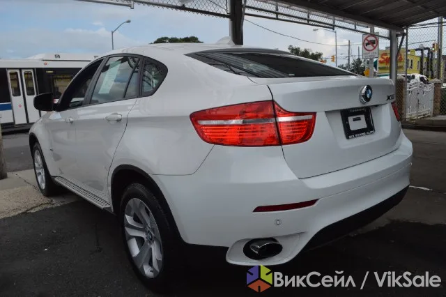 BMW X6 2011 года, хорошее состояние