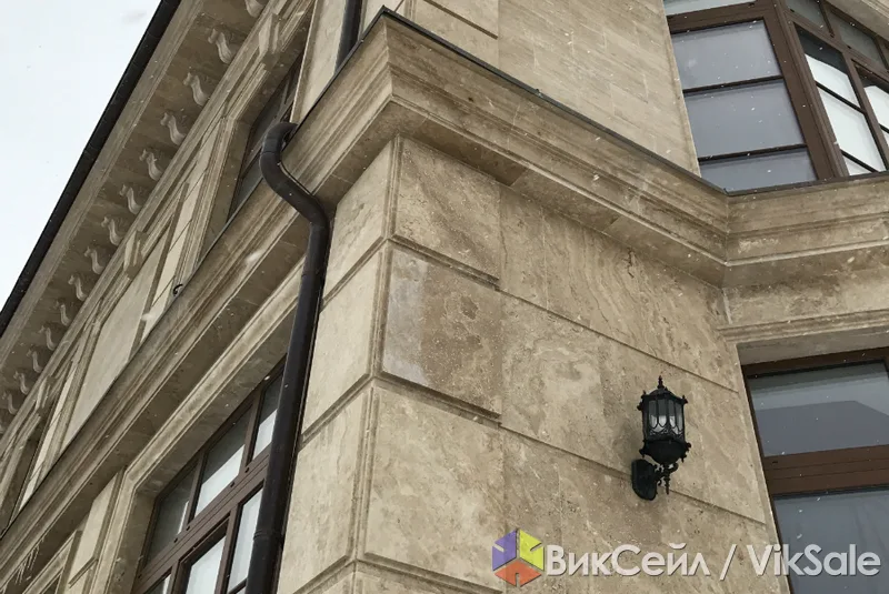 Отделка фасадов травертином — качественно и недорого