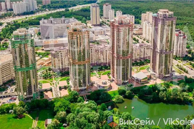 2-комнатная квартира в премиум-ЖК «Миракс Парк», Москва