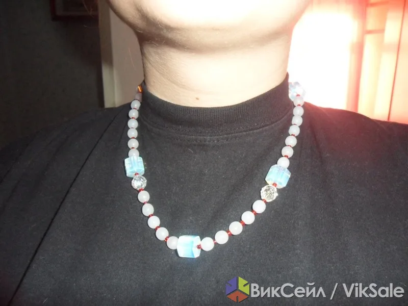 Украшение ручной работы из лунного камня