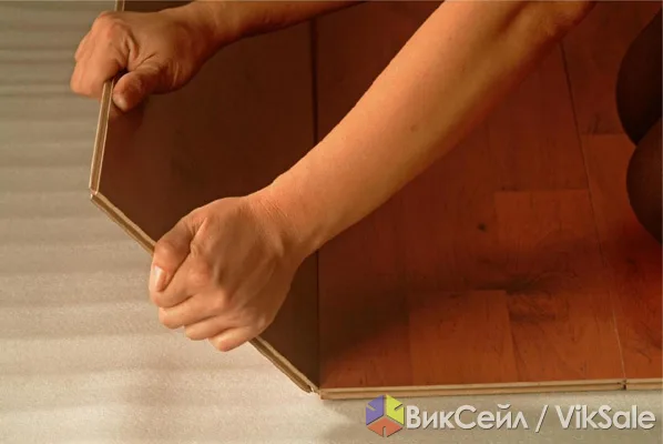 Ремонт пола под ключ в Славске