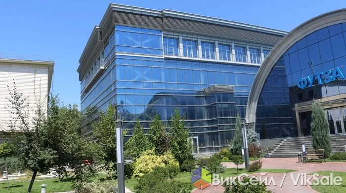 Многофункциональный гостиничный центр «Хан Тенгри» в Алматы