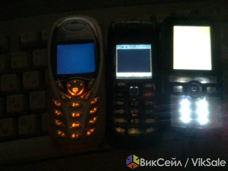 3 мобильных телефона: Nokia 6020, Sony Ericsson K750, Siemens C60