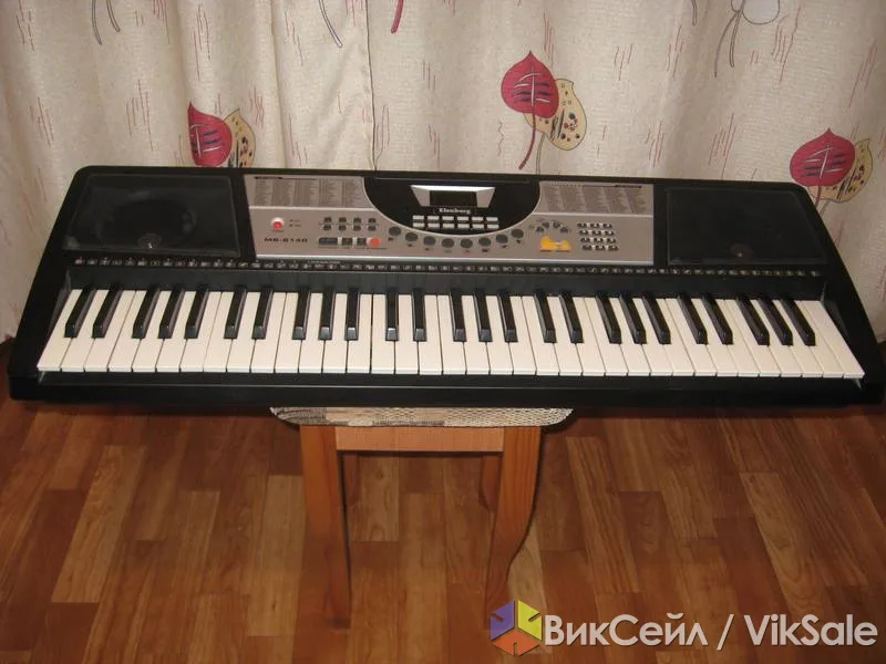 Синтезатор Elenberg MS-6140, 61 клавиша, отличное состояние