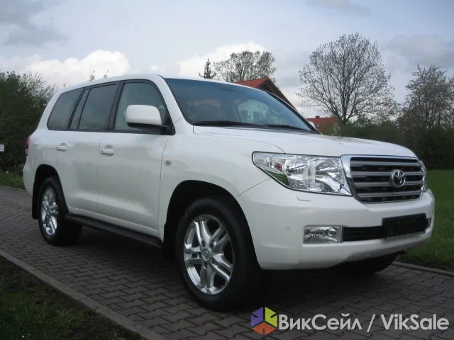 Toyota Land Cruiser 200, 2012 г., 4.6 л, бензин, автомат