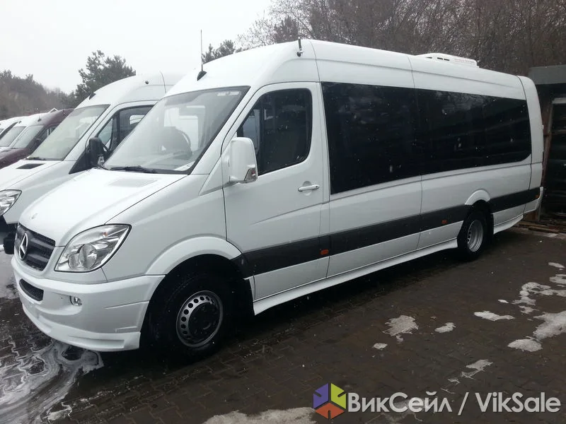 Аренда Mercedes Sprinter с водителем — 18 мест, VIP-салон