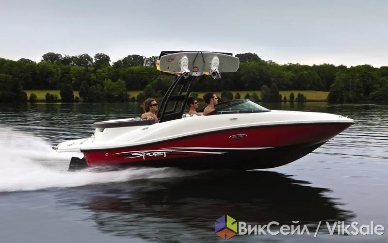 Новый спортивный катер Sea Ray 185 Sport с прицепом