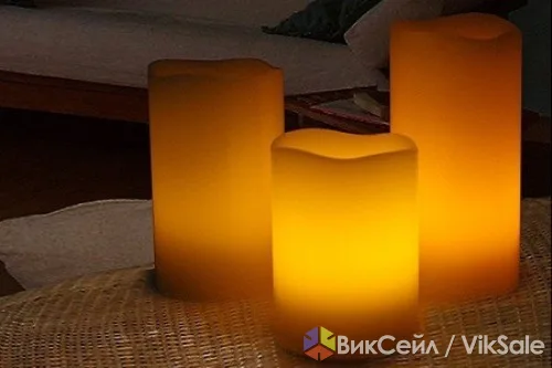 Набор из трёх LED-свечей на пульте 46206