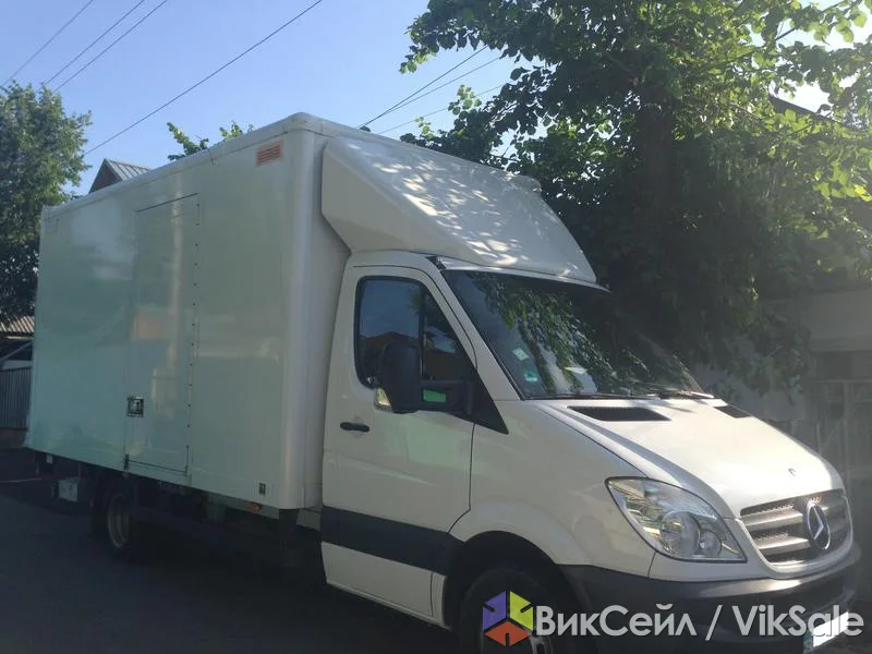 Грузоперевозки на Mercedes 515 с гидролопатой до 3 т, 21 куб, грузчики