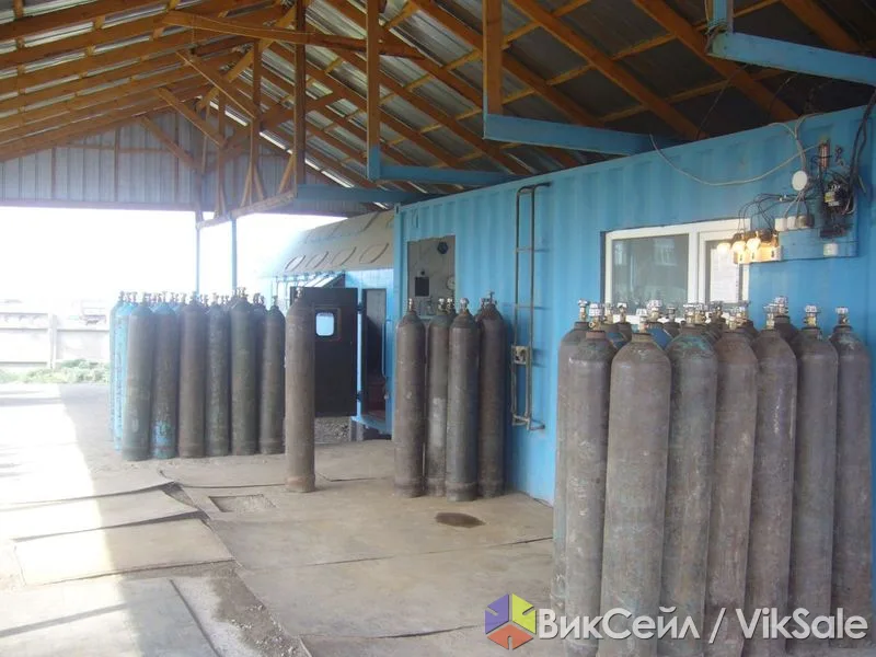 Кислородно-азотная станция АКДС-70М с баллонами и газовозом