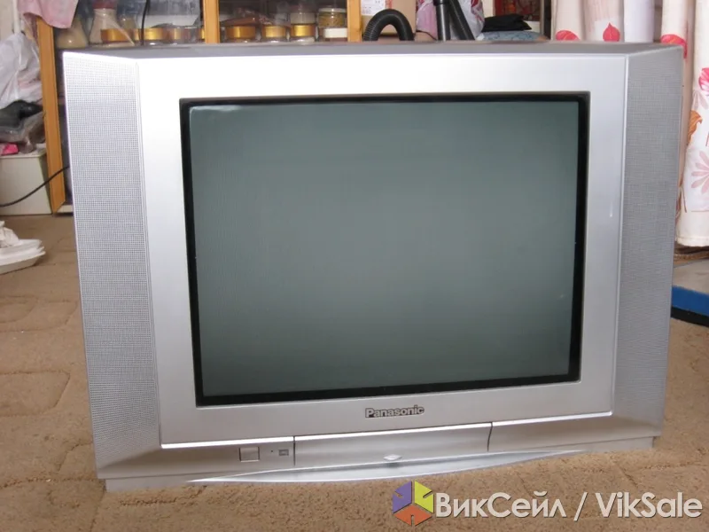 Телевизор Panasonic с диагональю 51 см в отличном состоянии