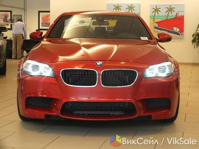 BMW M5 2012 года в отличном состоянии