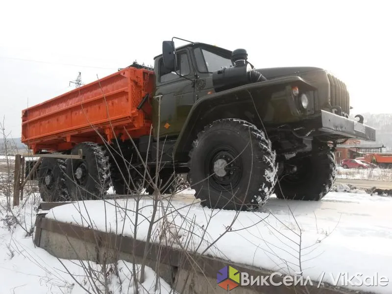 Урал 5557 Сельхозник: самосвал с боковой разгрузкой, после капремонта