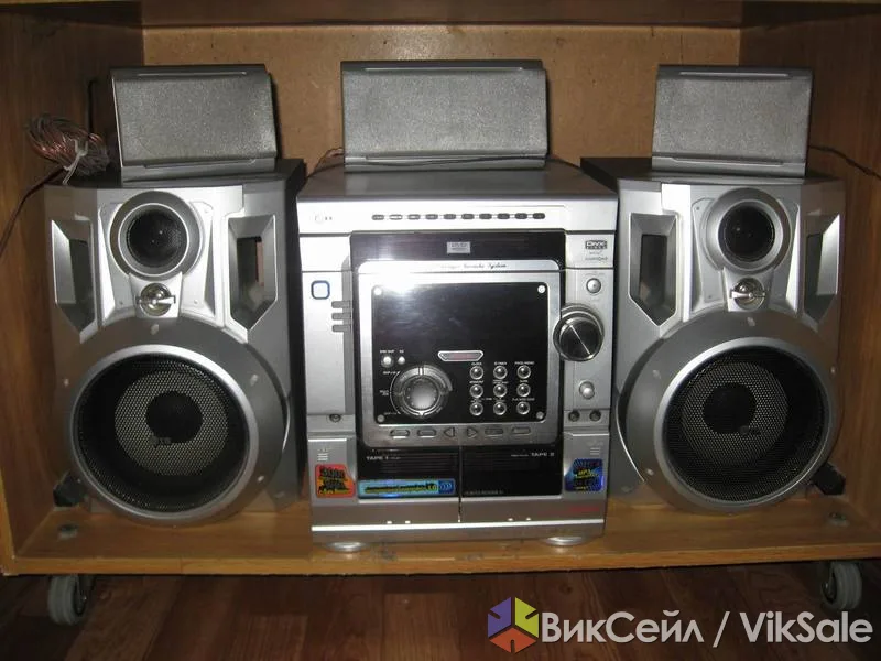 Домашний кинотеатр LG с караоке