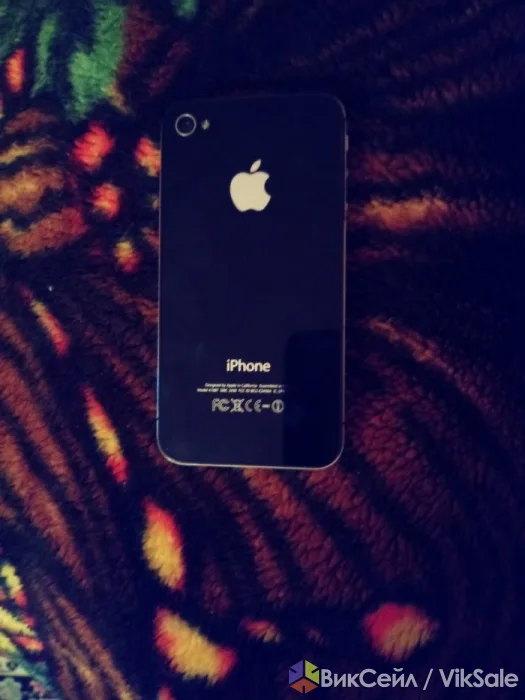 iPhone 4s 32 ГБ в отличном состоянии