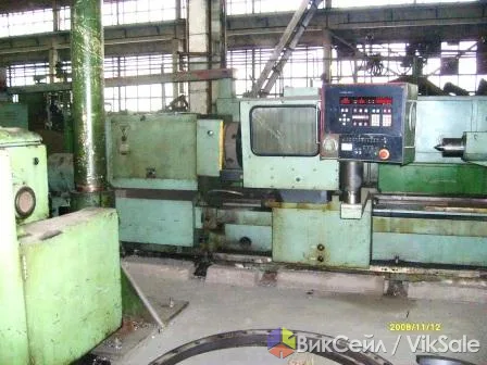 Токарно-винторезный станок РТ755Ф311, 1990 г., РМЦ 3000 мм