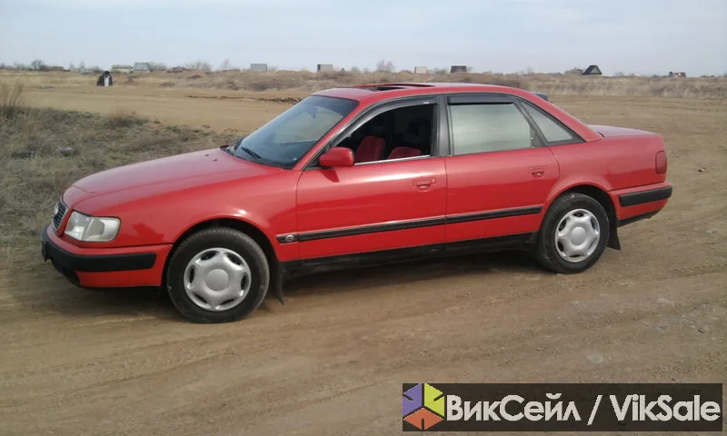 Audi 100 C4, 1992 г., 2.0, красный — в отличном состоянии