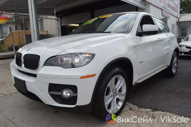 BMW X6 2011 года в отличном состоянии