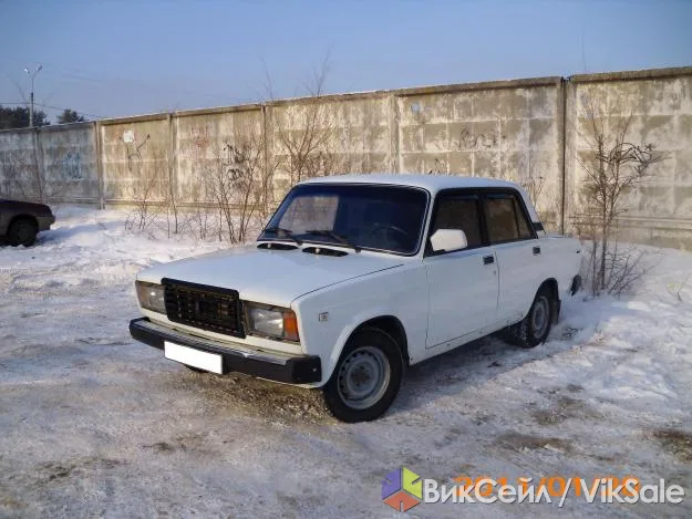 ВАЗ 2107, белый, в хорошем состоянии