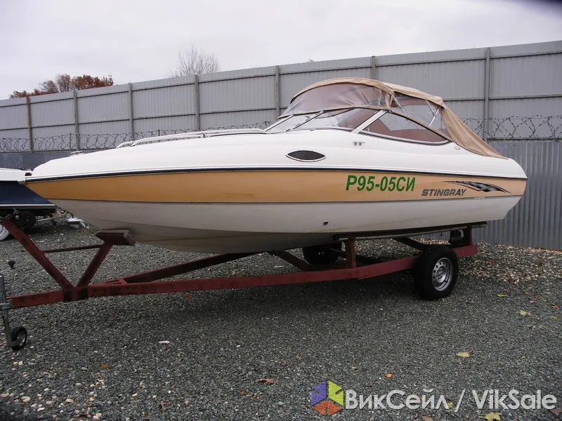 Каютный катер Stingray 200 CS, 2006 г.