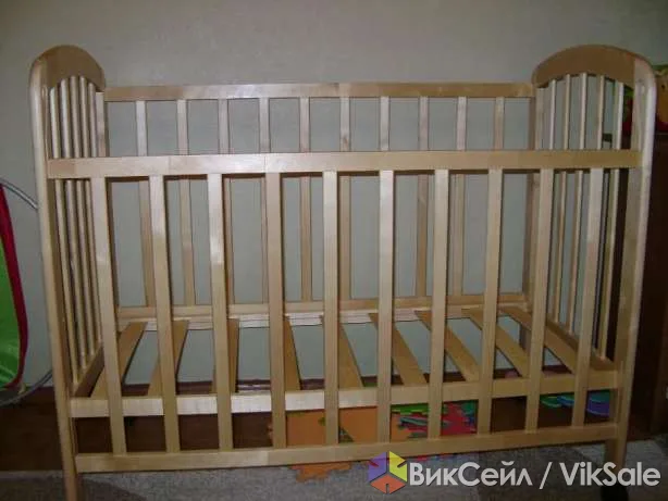 Детский манеж-кроватка с матрацем, одеялом и подушкой