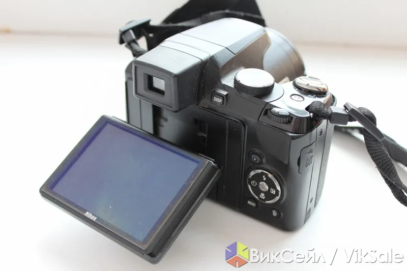 Nikon P90: полупрофессиональная камера с 24-кратным зумом