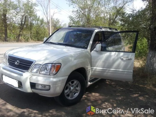 LEXUS LX470, 1998 г., газ-бензин, обмен