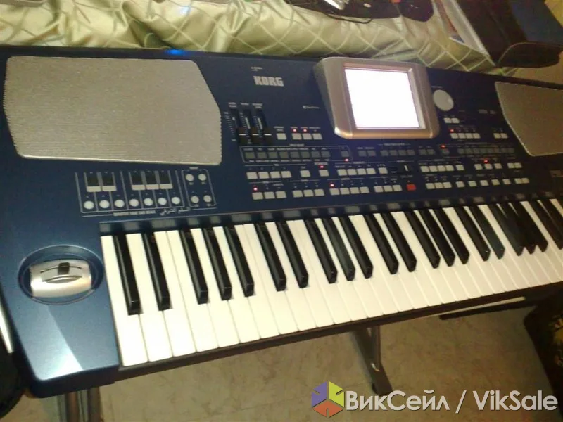 Синтезатор KORG PA500 в отличном состоянии