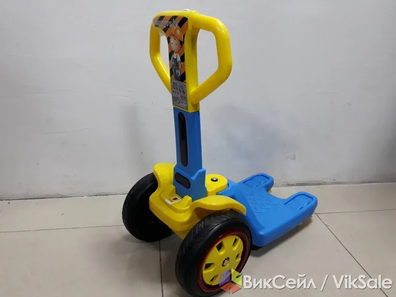 Детский электросамокат 3-7 лет, отличный подарок