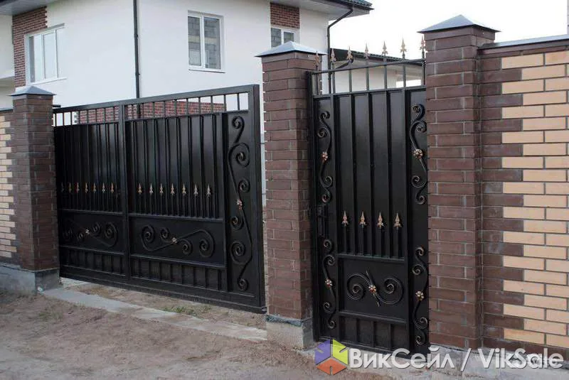 Металлические конструкции на заказ: двери, ворота, калитки, заборы