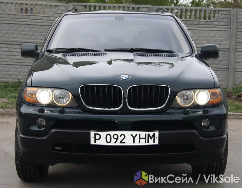 BMW X5 2004 г., 3.0 л, черно-зеленый, в одних руках