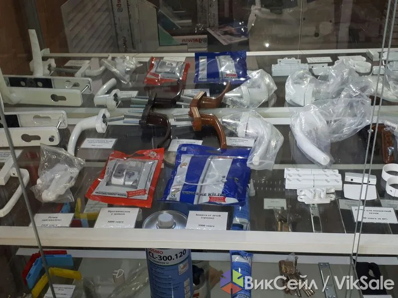 Комплектующие для пластиковых окон и дверей