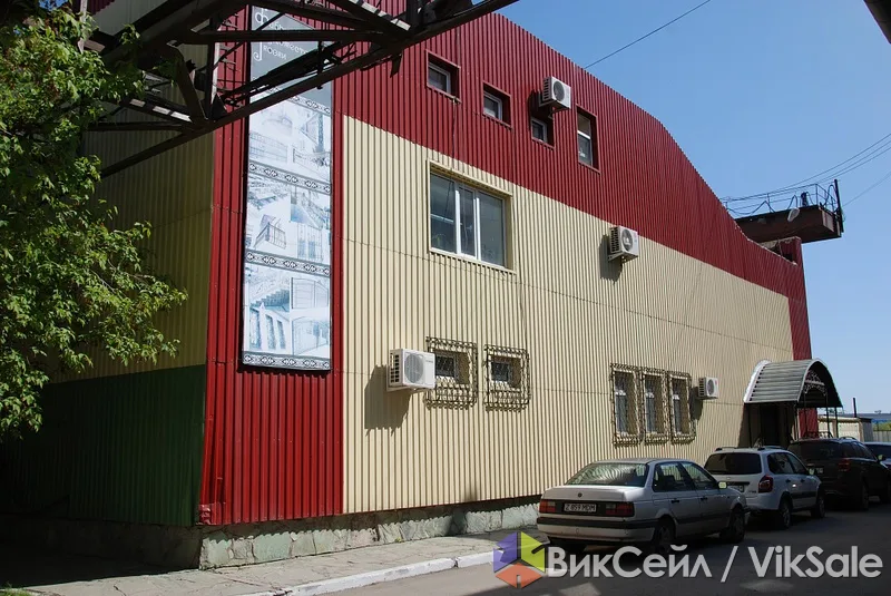 Частная собственность в Астане: участок 0,3 га с производственно-административным зданием
