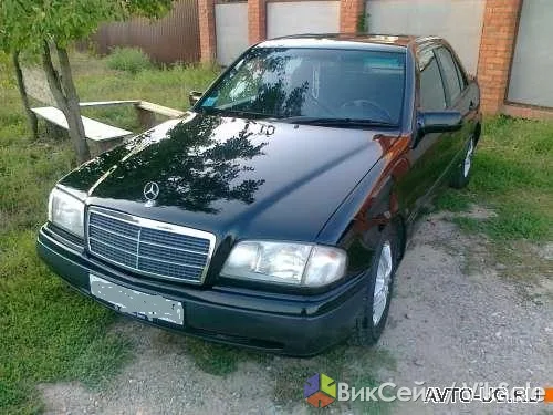 Mercedes-Benz C 180, 1990-е, темно-зеленый, МКПП