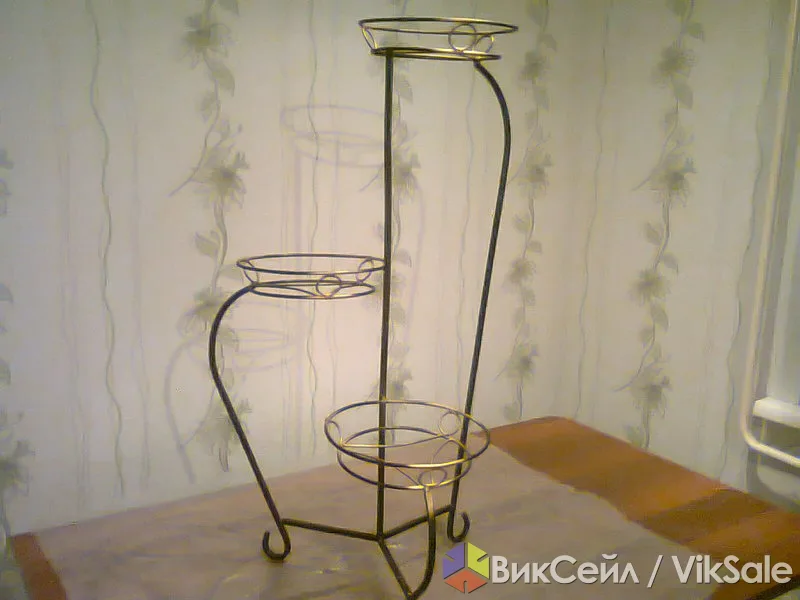 Металлические подставки для цветов, ручная работа