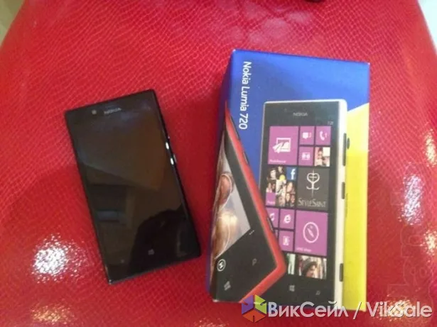 Nokia Lumia 720 — смартфон на Windows Phone
