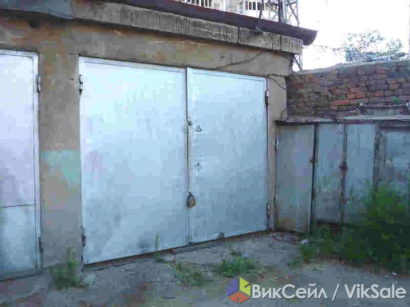 Капитальный кирпичный гараж в районе Манаса/Абая