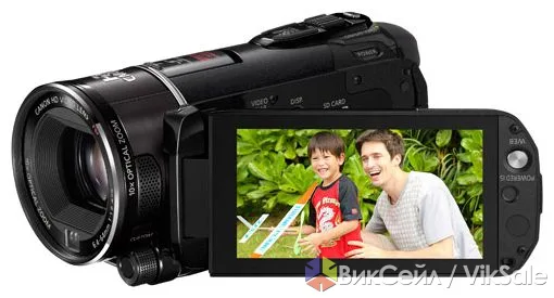 Видеокамера Canon Legria HF S20 с комплектом аксессуаров