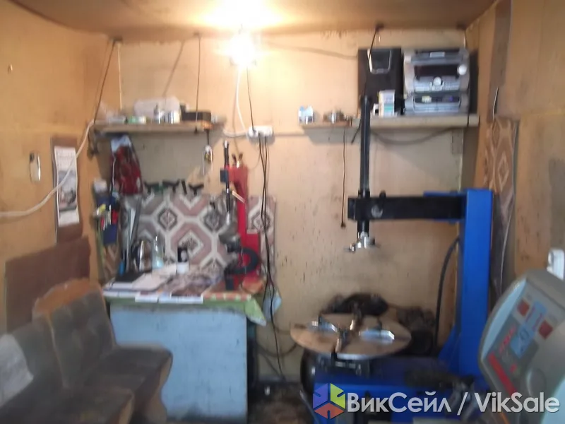 Действующий шиномонтаж с оборудованием и местом на рынке