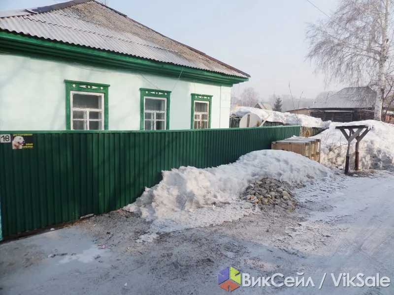 4-комнатный кирпичный дом с баней и гаражом на улице Куратова