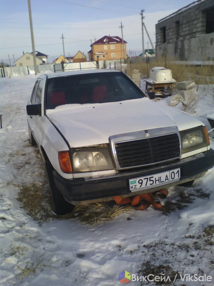 Mercedes-Benz W124 E200, требуется сборка двигателя